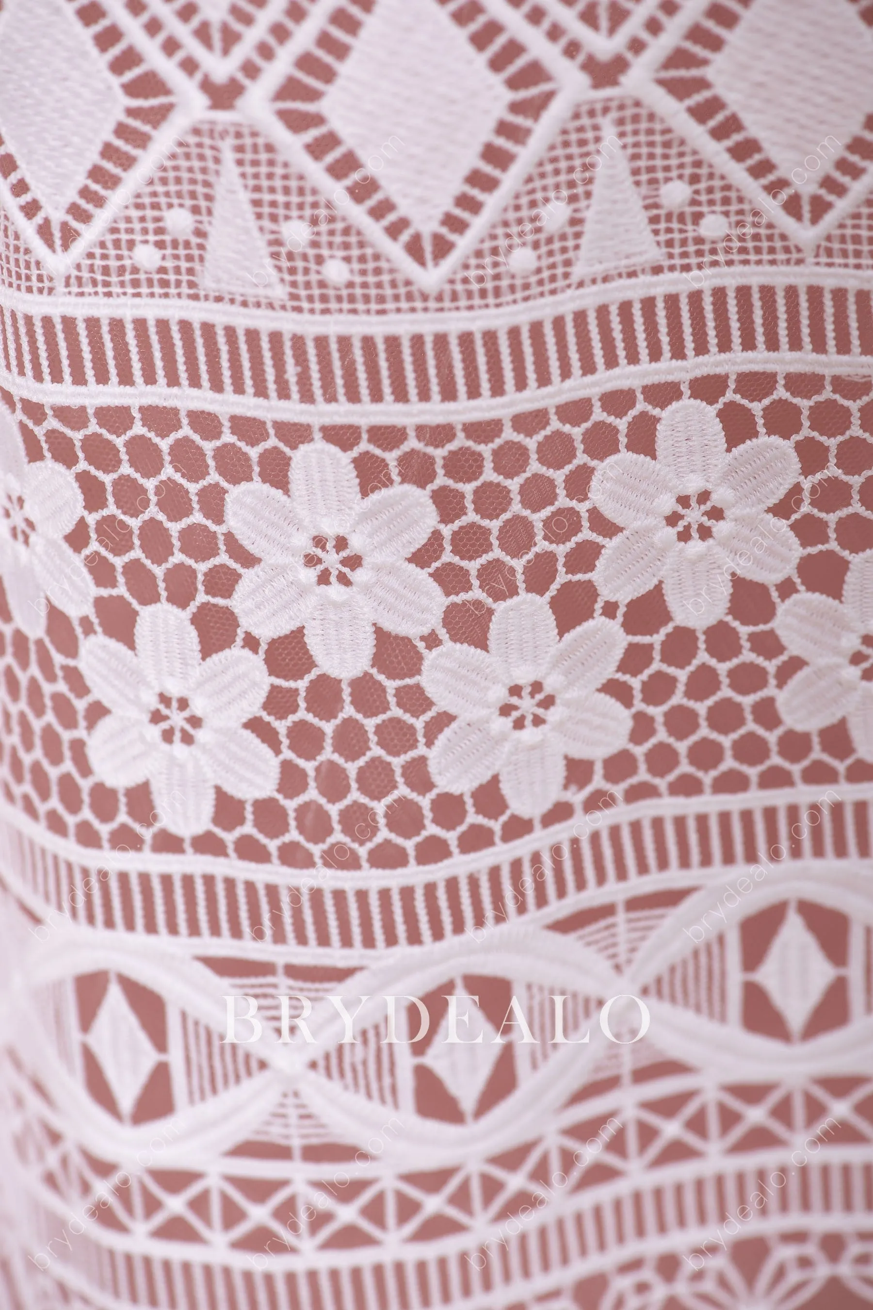Double Border Patterned Crochet Lace Fabric