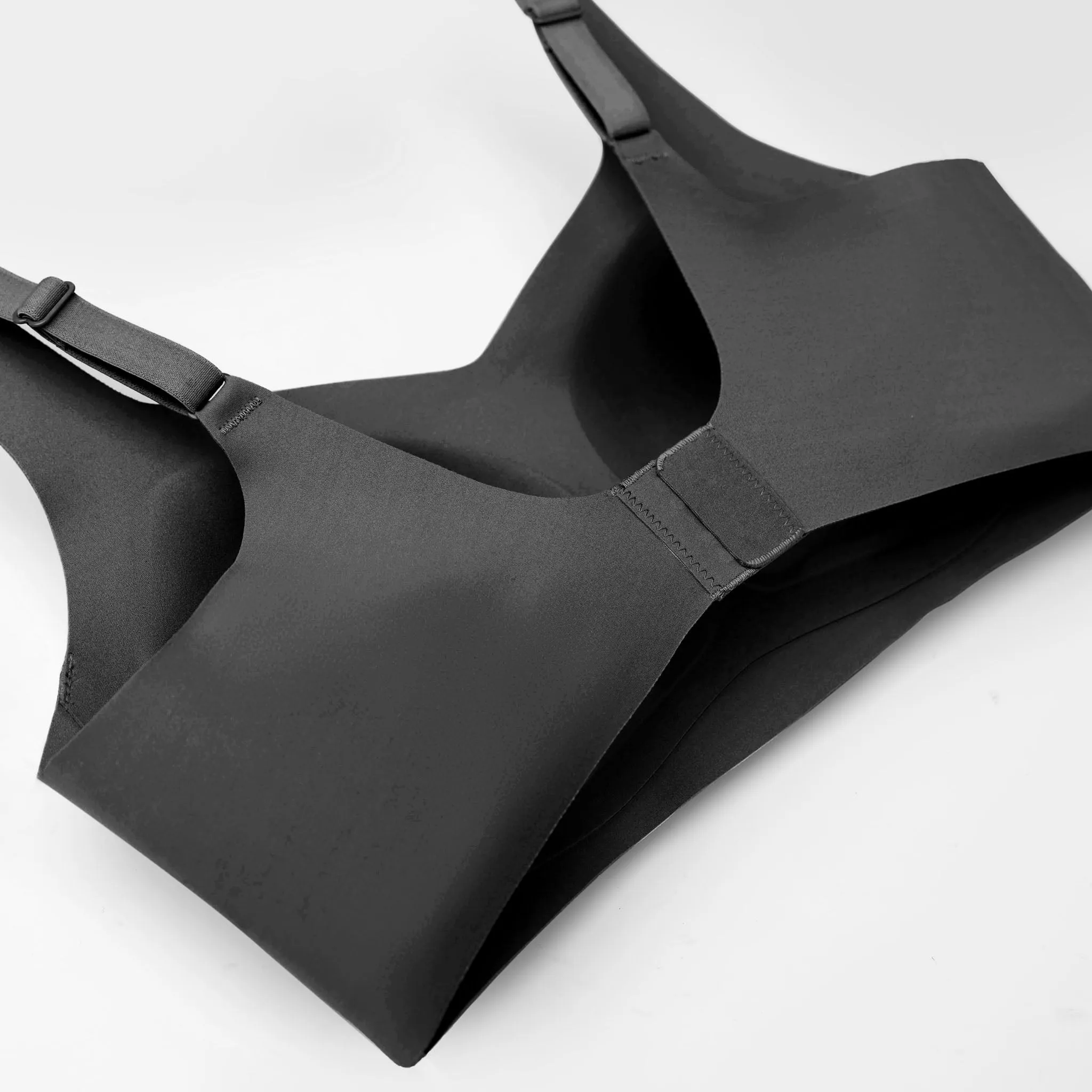 Floatley Smooth Wireless Minimizer Bra