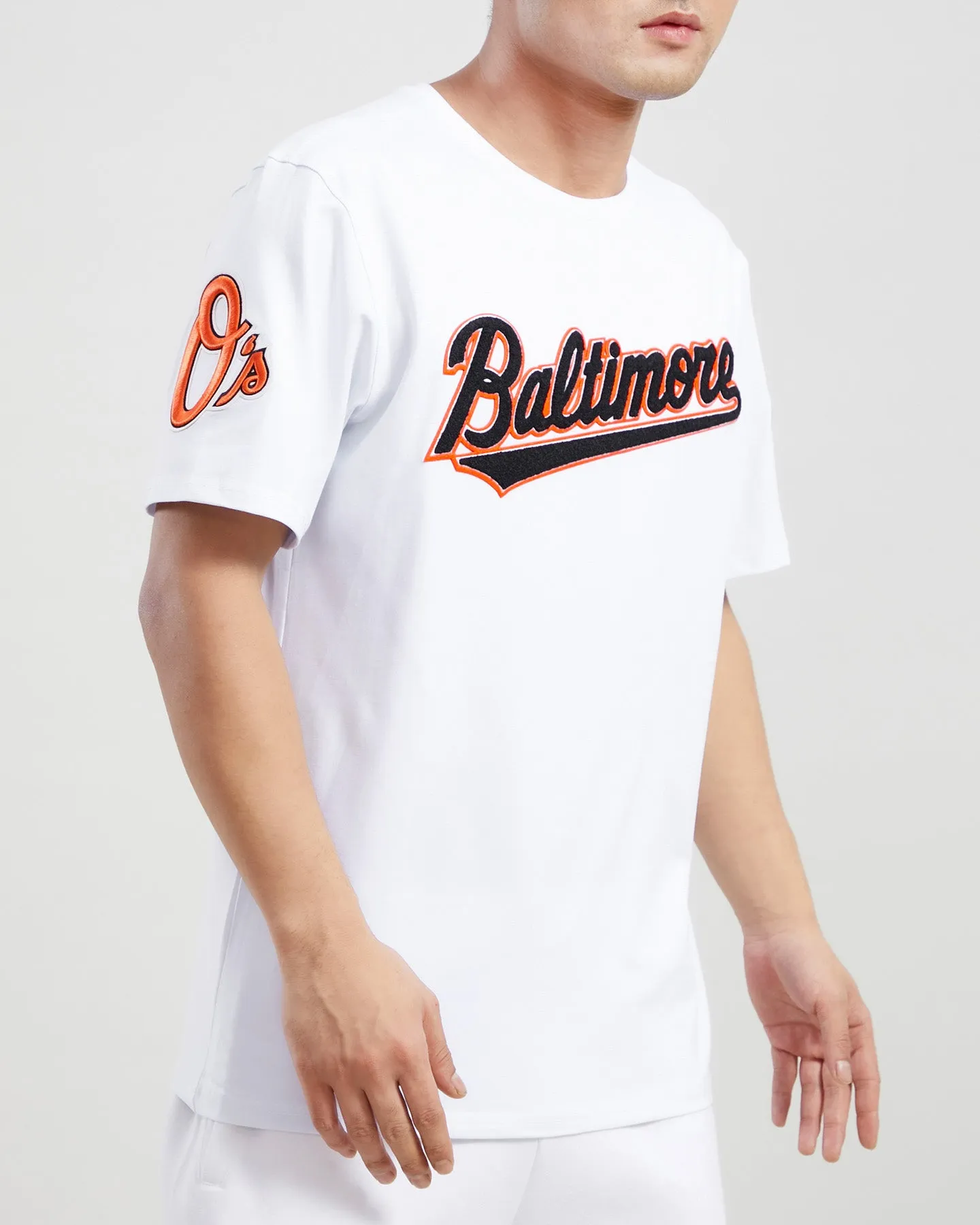 MLB BALTIMORE ORIOLES CLASSIC CHENILLE MEN'S TOP (WHITE)