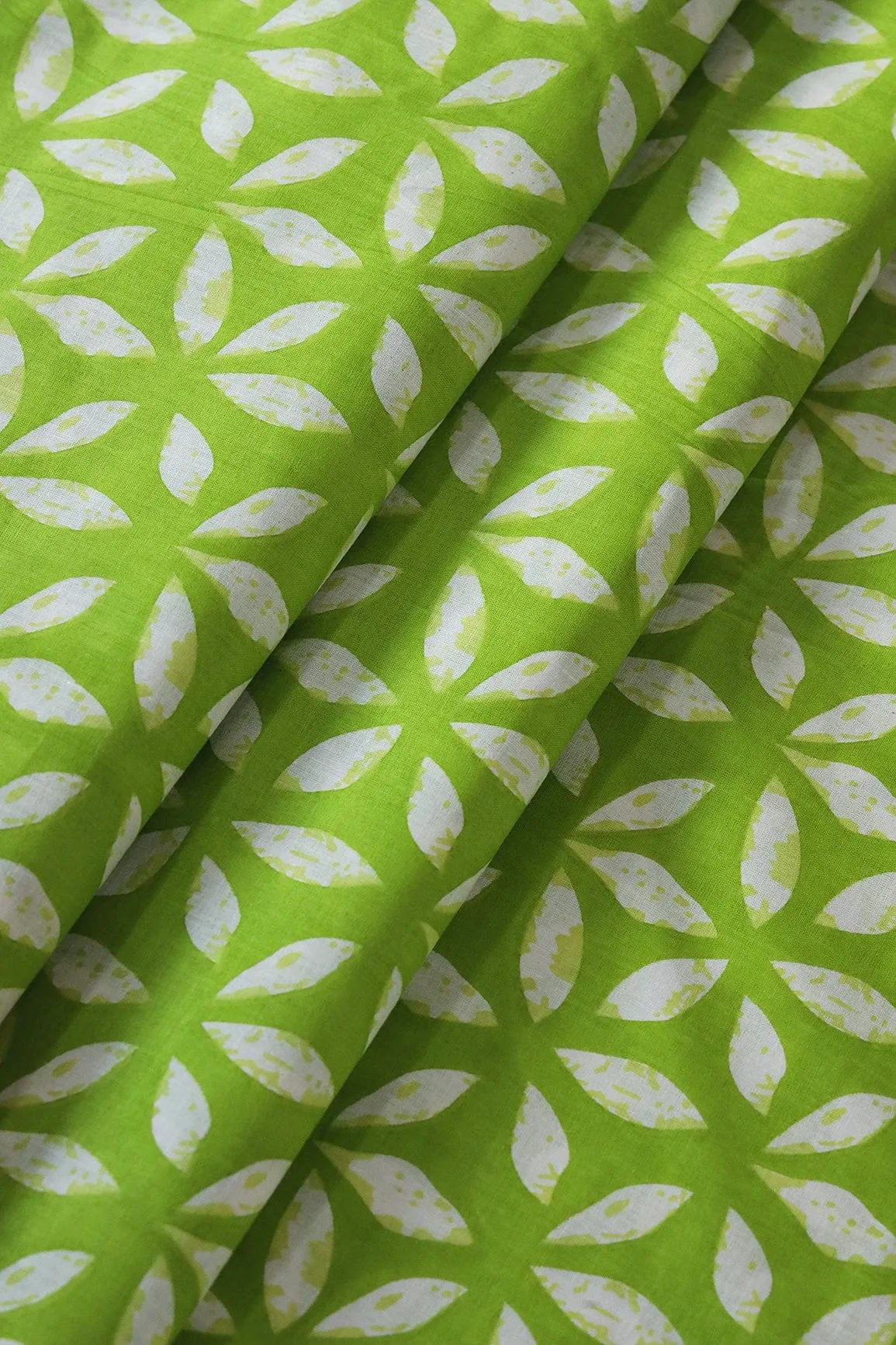Parrot Green And White Leafy pattern Print On Pure Cotton Fabric