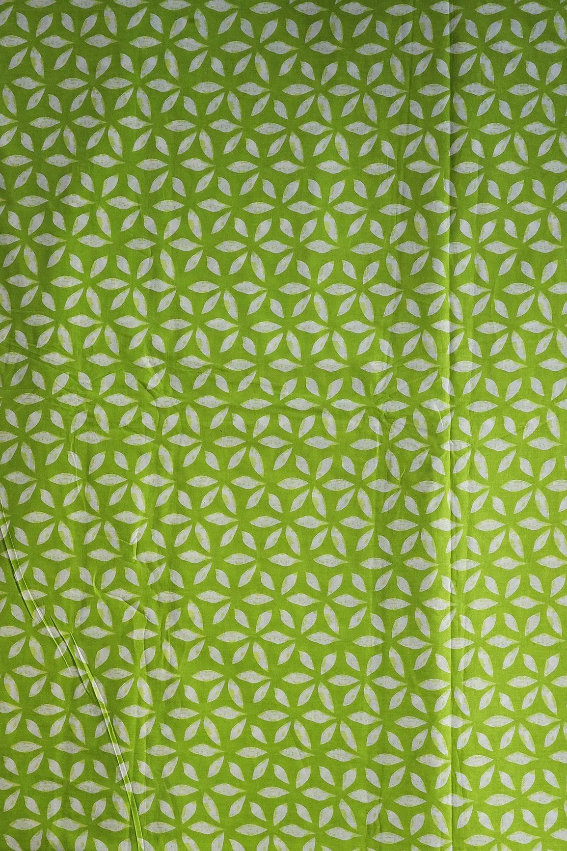 Parrot Green And White Leafy pattern Print On Pure Cotton Fabric