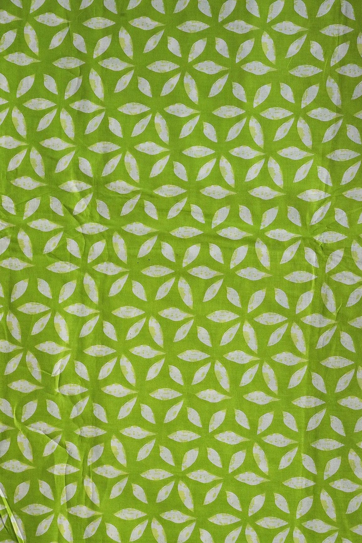 Parrot Green And White Leafy pattern Print On Pure Cotton Fabric