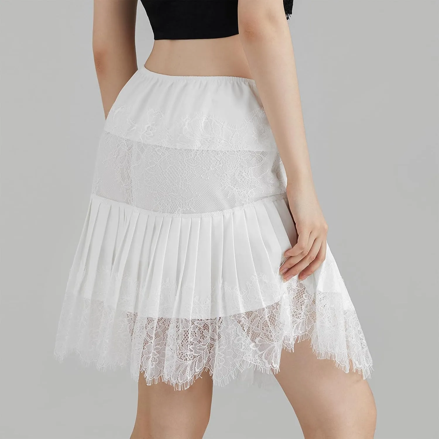 SOLILOQUY Women Lace Short Skirt Under Oversized T-shirt Low Rise Pleated Flowy Skirt Scallop Trim Half Slip Underskirt