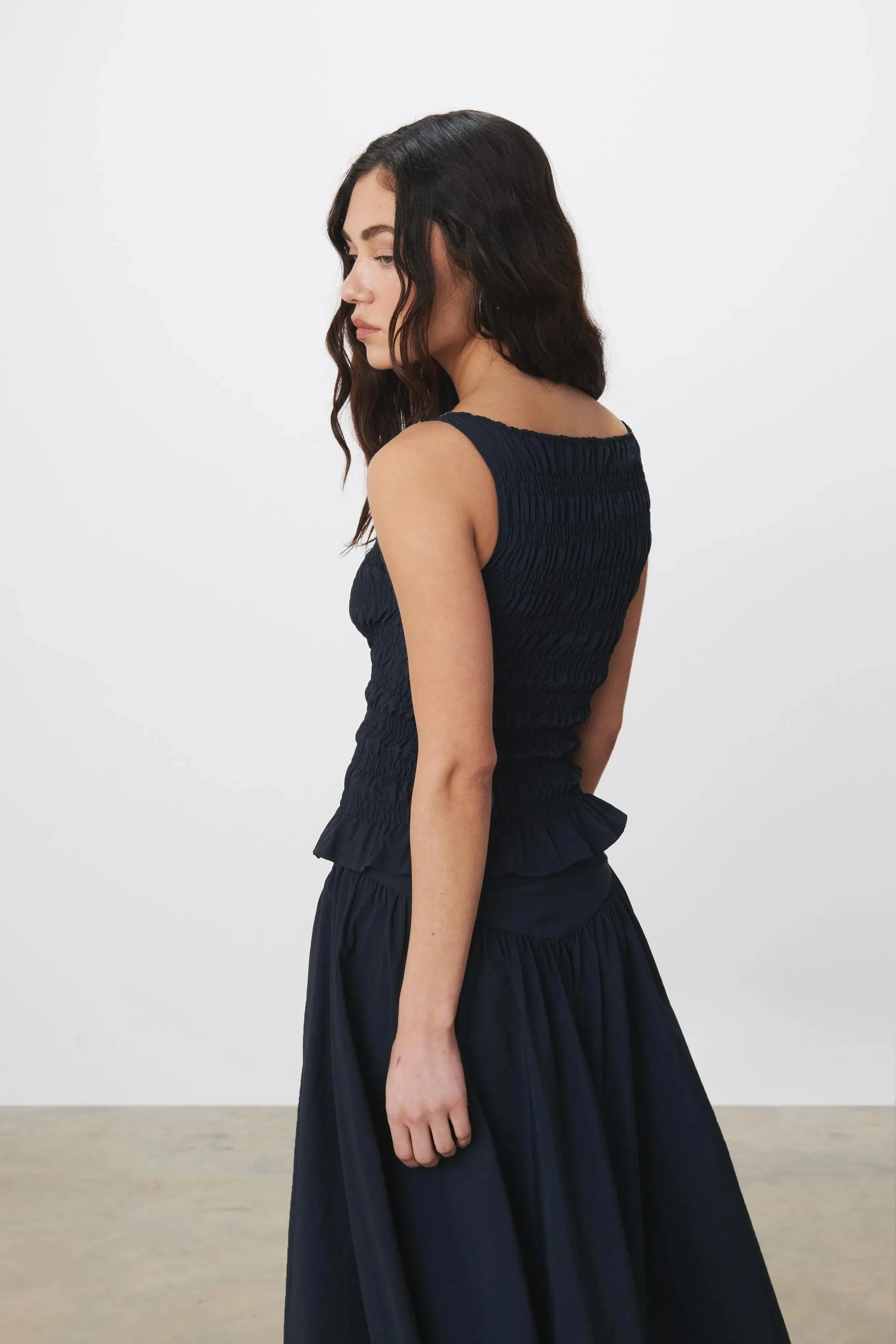 The Deba Top, Navy