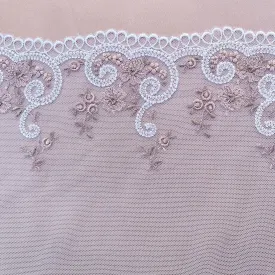 Tulle Lace 132- 7 3/8" Rosebud