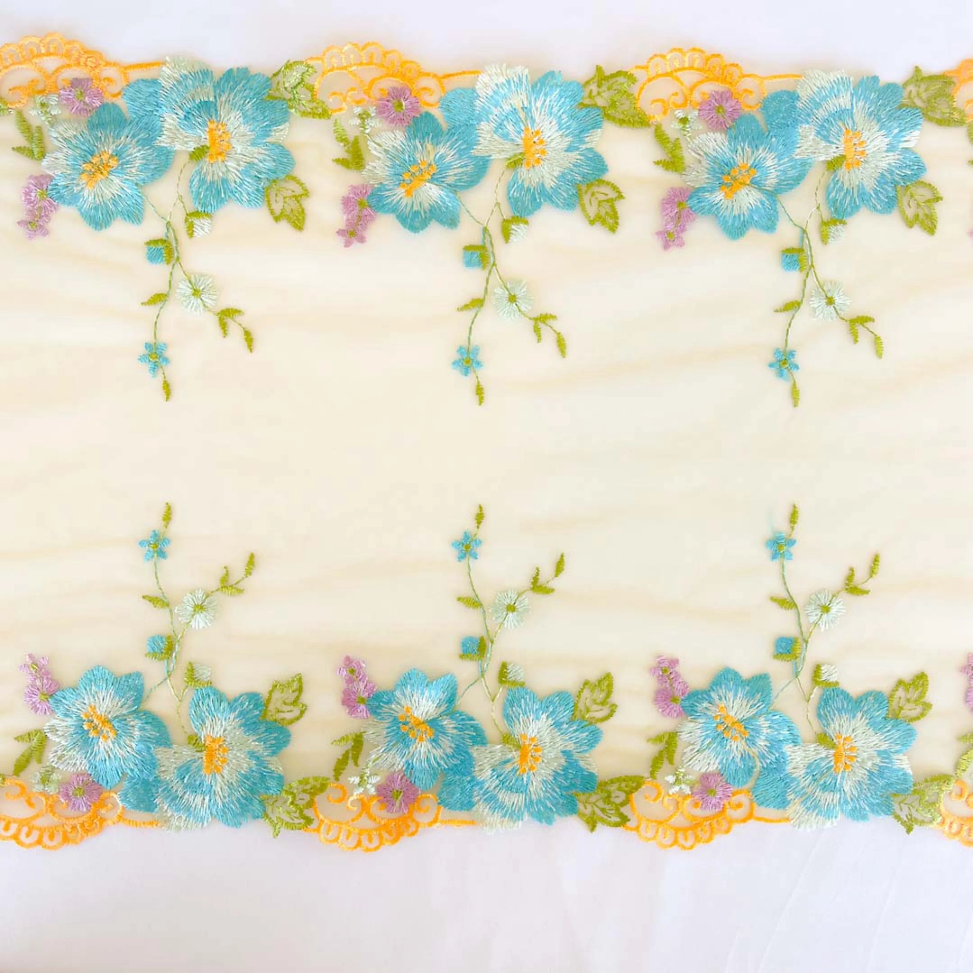 Tulle Lace #402 - Rapunzel 11 1/2"